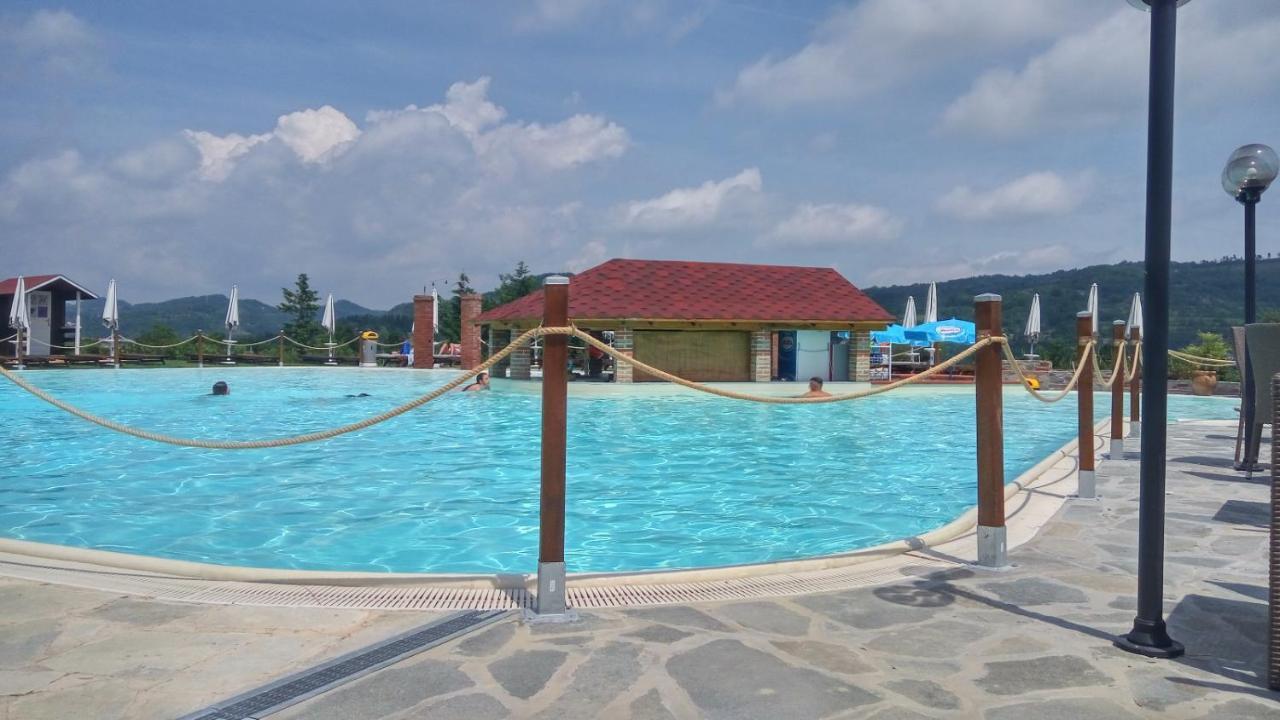 Relais Black Horse Millesimo Exterior photo